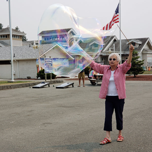 How to Make Giant Bubbles that Make People Stop and Stare